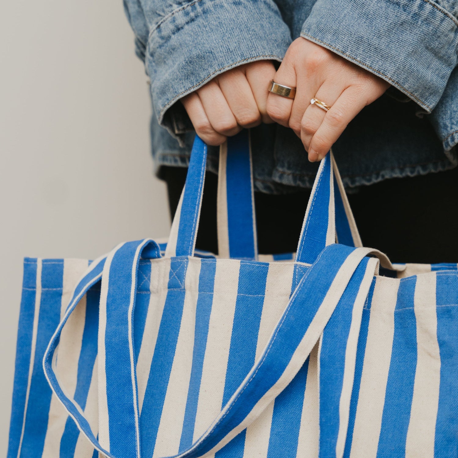 OMOM Original Organic Tote Bag - Thumbnail 2